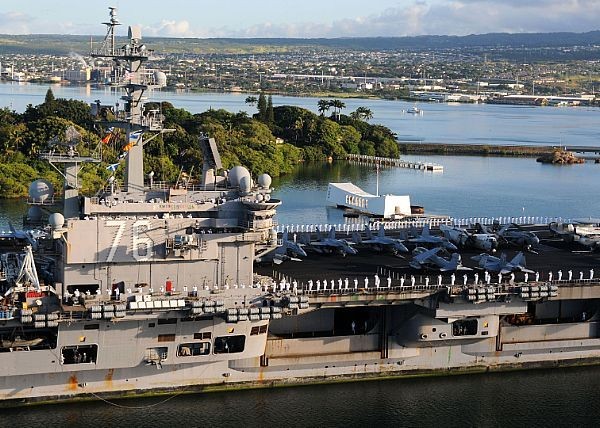 Tàu sân bay USS Ronald Reagan